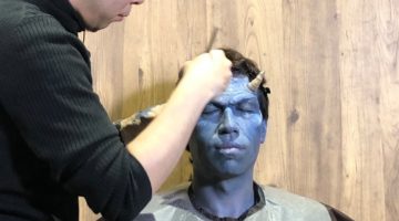 ディズニーデラックス（現・ディズニープラス　Disney+）」にて、番組ホストに特殊メイクを施しました